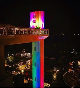 Elevador Lacerda agora a noite