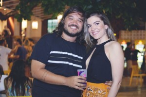 “Será uma casa em todos os sentidos, com suas infinitas possibilidades. Teremos festas em parcerias com produtoras e promoters, cardápio caseiro, drinks novos e também funcionaremos como cerimonial para receber desde chás de cozinha ou de casamento até mini weddings. É um espaço que a cidade precisava ganhar”, conta Dudu Barros