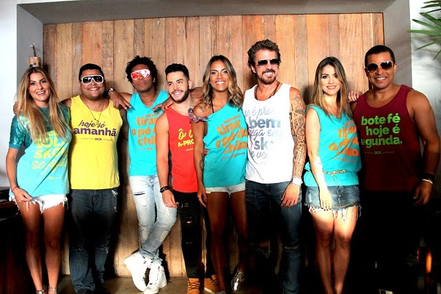 DJ Miss Cady, Dan Miranda, Denny, Dan Valente, Ju Moraes, Tuca Fernandes, Milanne Hora e Adelmo Casé (da esquerda para direita)