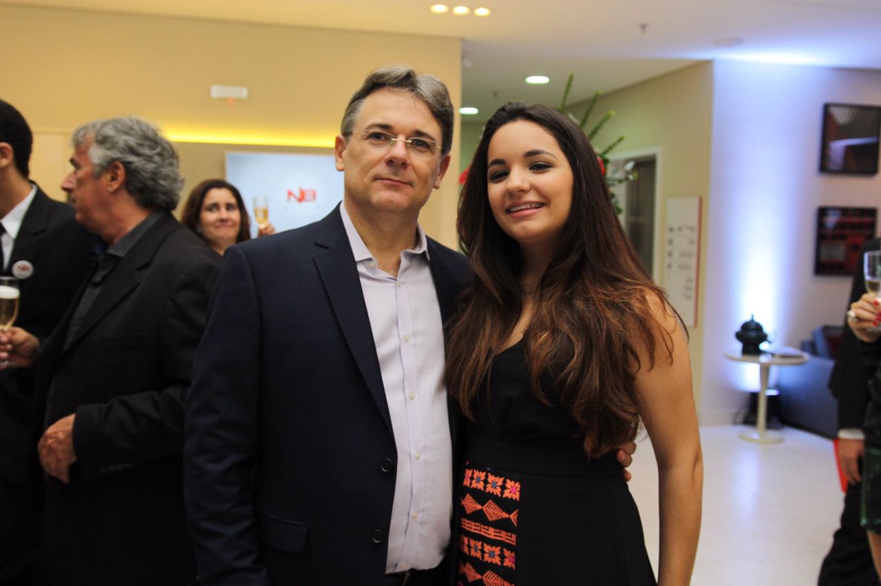 Alvaro Neto diretor comercial do grupo com a filha Raissa