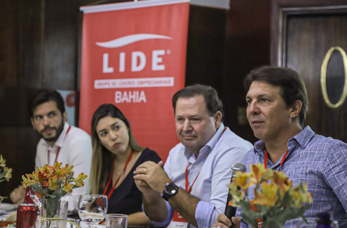 Em almoço debate do LIDE BAHIA Arthur Maia comenta Reforma