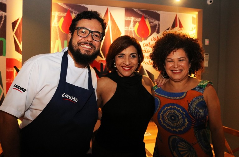 Chef Ricardo Silva, Dina Rachid e Eliane Pinho - Foto Jorge Thadeu (2)