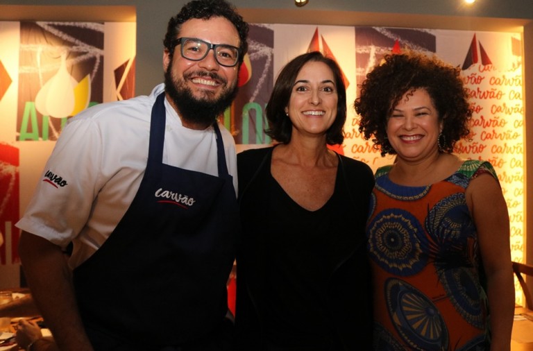 Chef Ricardo Silvam Magu Atala e Eliane Pinho - Foto Jorge Thadeu (1)