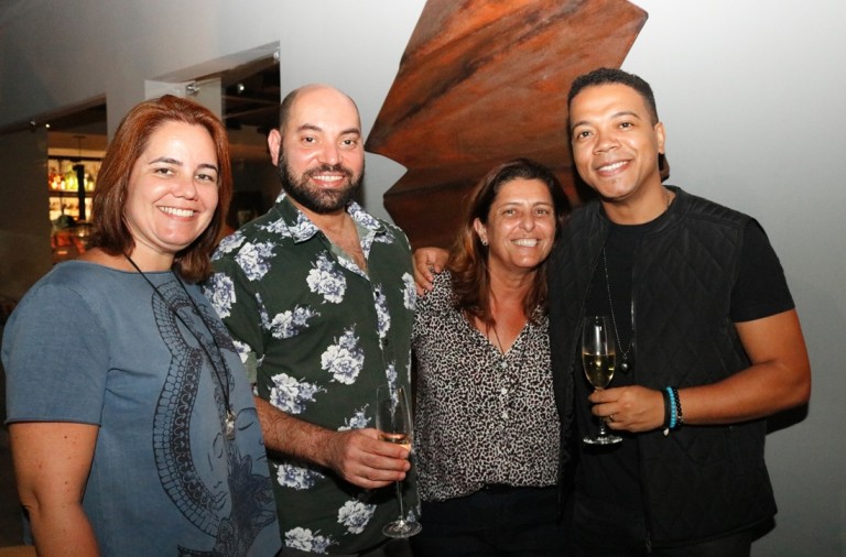 Ilona e Nilson Sales, Marina Maia e Juracy dos Anjos - Foto Jorge Thadeu (2)