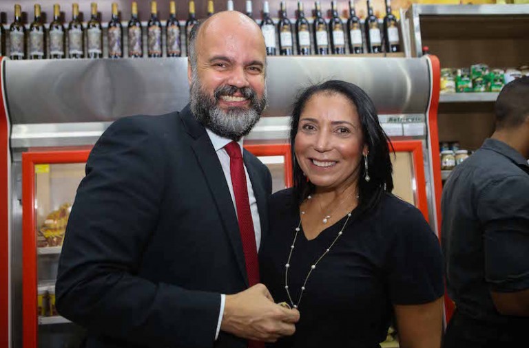 Carlos Martel Gomes e Ana Rita Nascimento