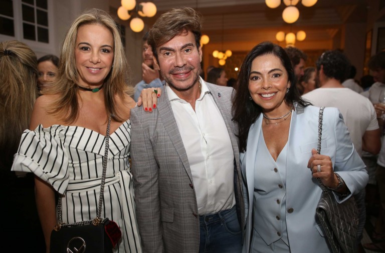 Larissa Bicalho, Carlos Rodeiro e Catia Baiardi