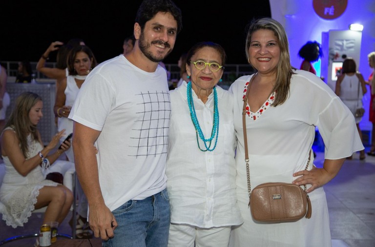 Jamil Acruz, Licia Fabio e Helaine Schindler foto Antônio Chequer (2)