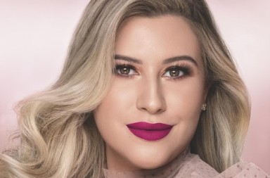 ED_CF12_2020_MODELO_MAKE_GLAM_NIINA_SECRETS_COMBO_23832