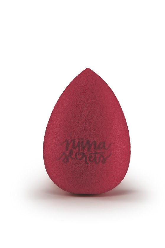 ED_CF12_2020_STILL_MAKE_GLAM_ESPONJA_DE_MAQUIAGEM_FACIAL_NIINA_SECRETS_93493_2