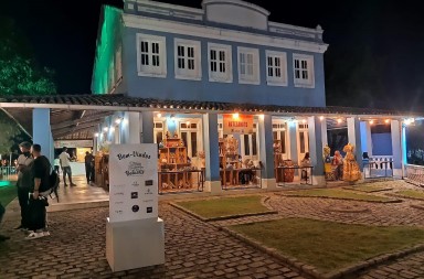 2c5e8a4d-24c4-4d6c-82d4-848d546c7602