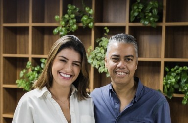 84FF9C13-FC9A-4C8C-8756-292E21218C6A