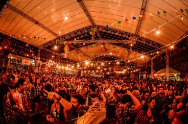 B29DF477-89BC-4CE6-AFA2-79A717F5AD97