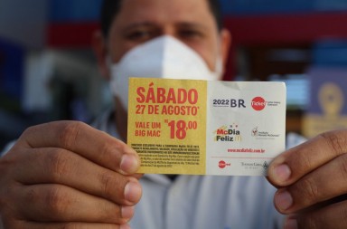 7CF61E8D-D853-4EA1-8090-6CFF055426F7