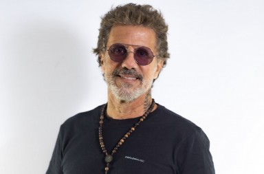 19932483-6FCE-46B0-9099-0E248BF87C12